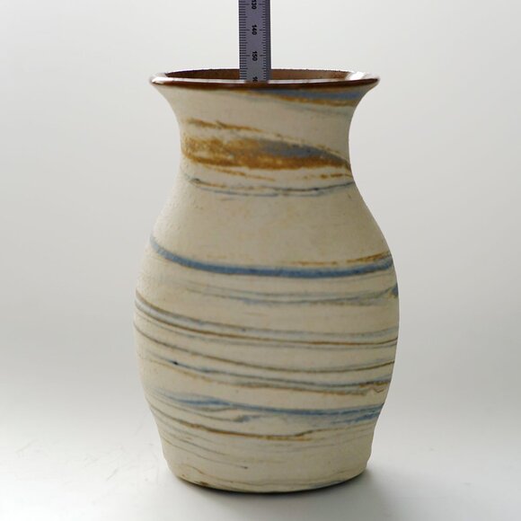 Ceramic Vase - Picture 4 of 6